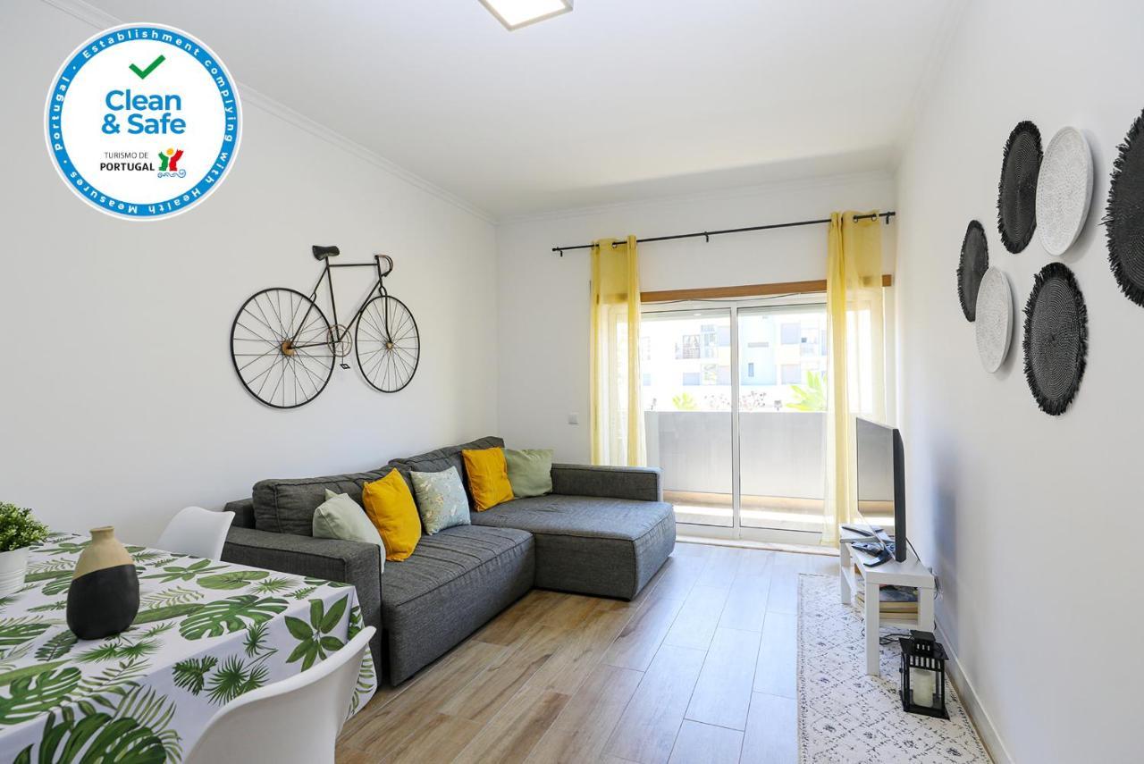 B11 - Beach Way Apartment Lagos Exteriör bild