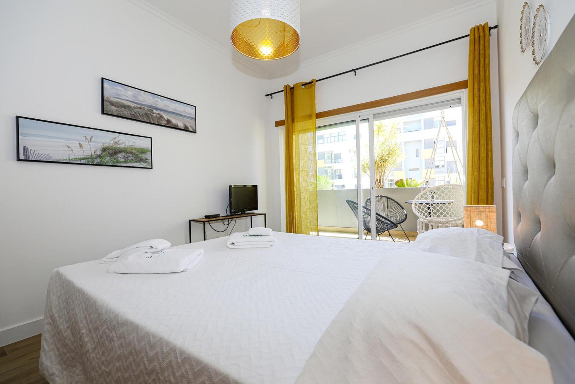 B11 - Beach Way Apartment Lagos Exteriör bild